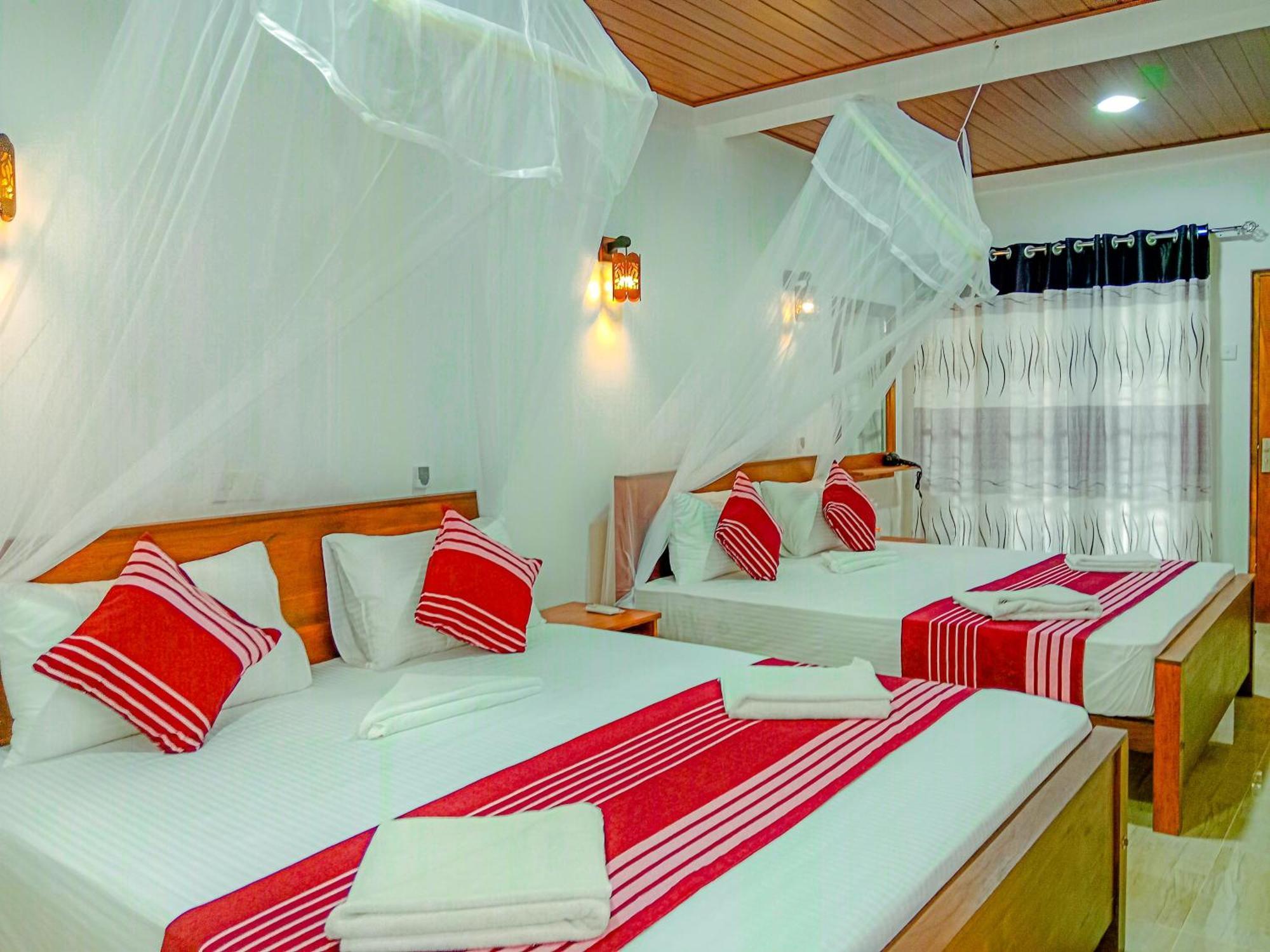 Sigiriya Peacock Homestay Екстериор снимка