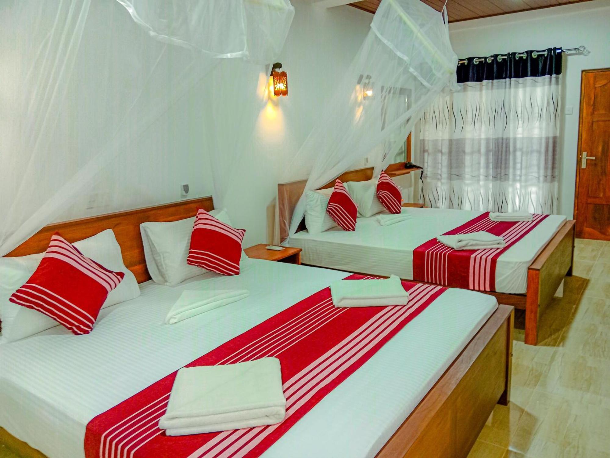 Sigiriya Peacock Homestay Екстериор снимка