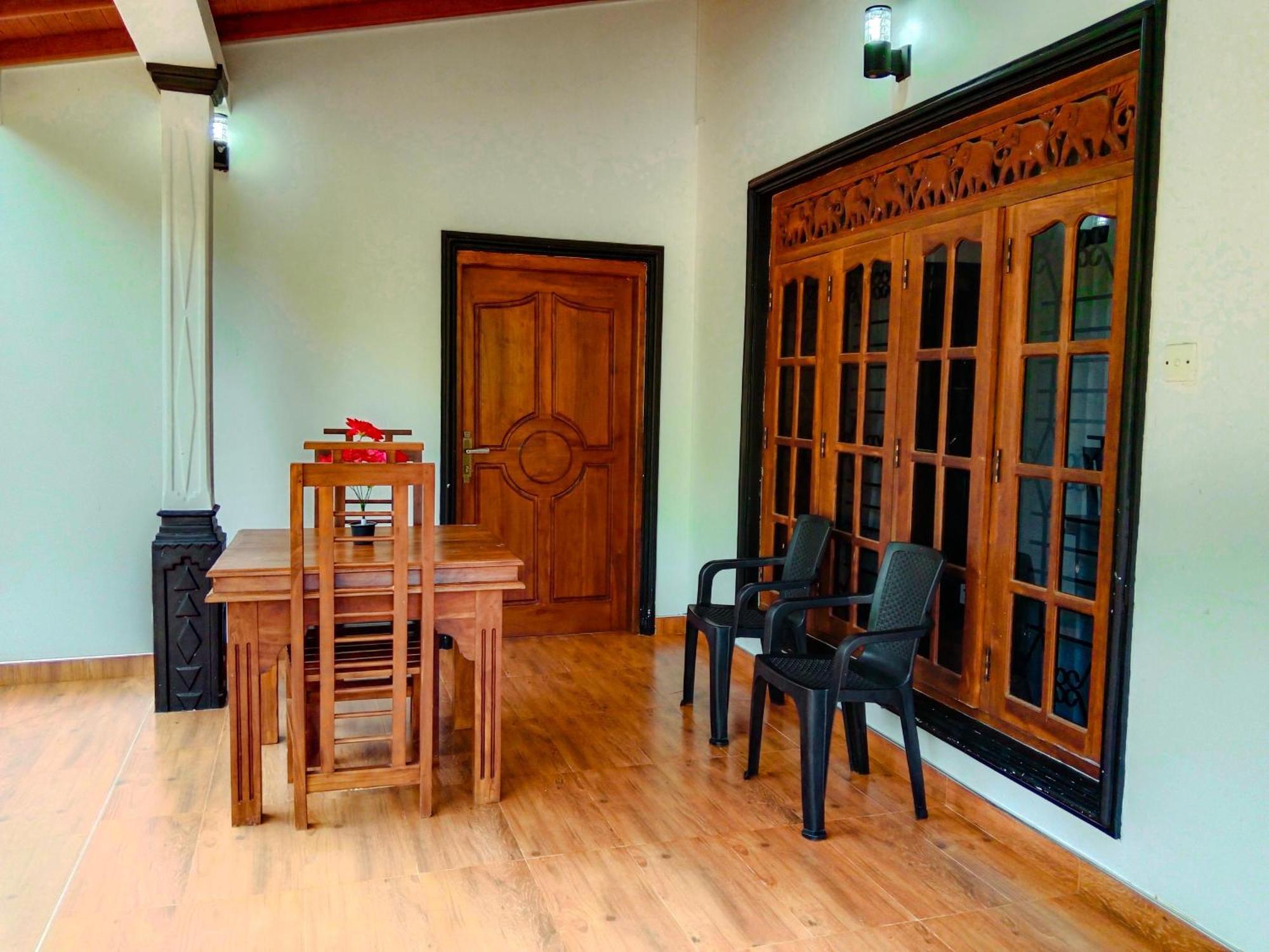 Sigiriya Peacock Homestay Екстериор снимка
