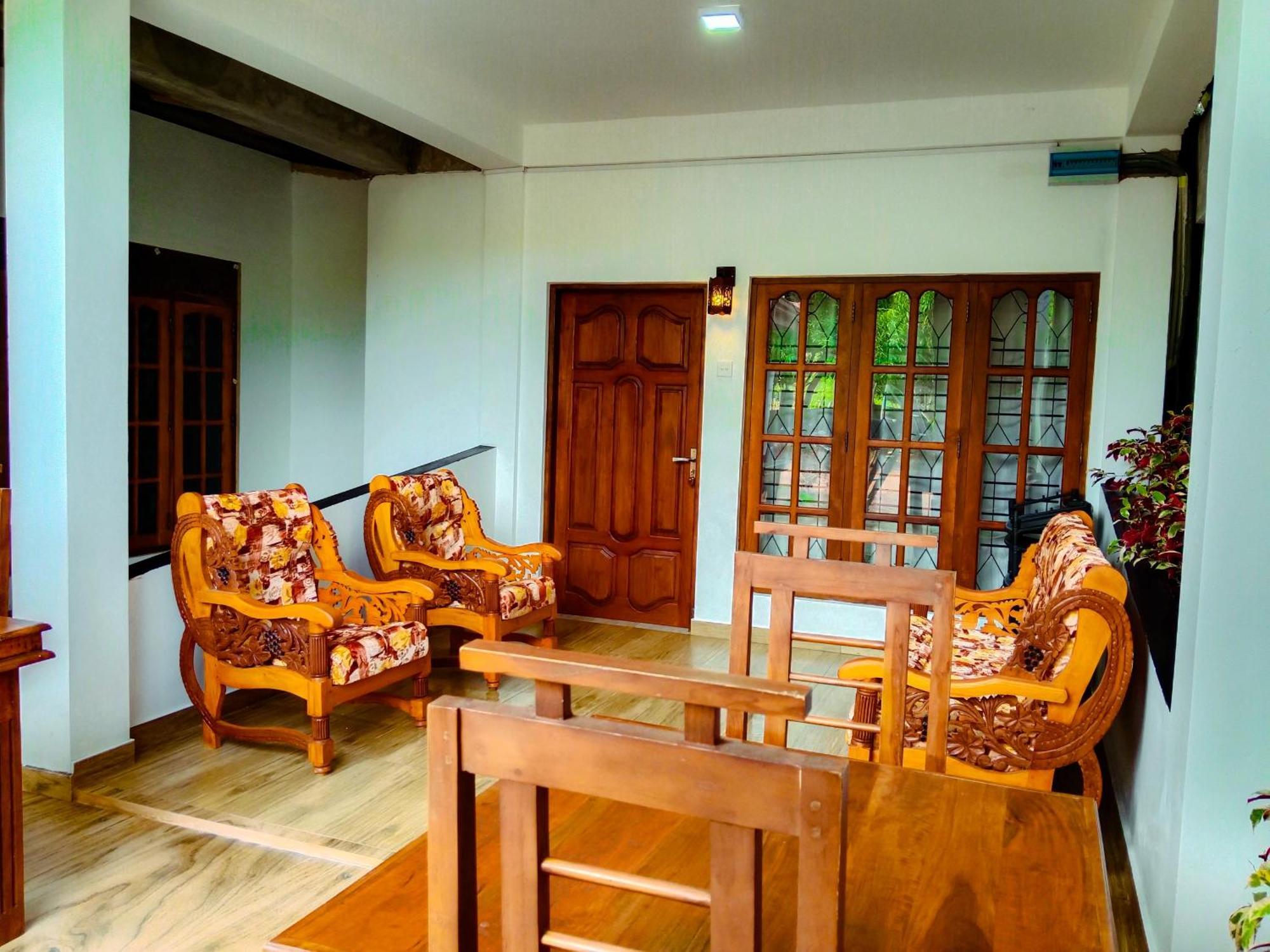 Sigiriya Peacock Homestay Екстериор снимка