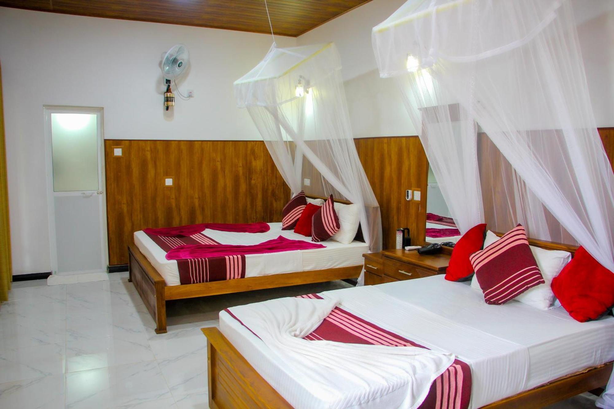 Sigiriya Peacock Homestay Екстериор снимка