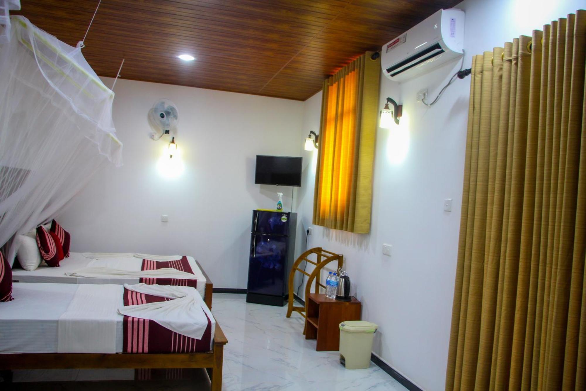 Sigiriya Peacock Homestay Екстериор снимка