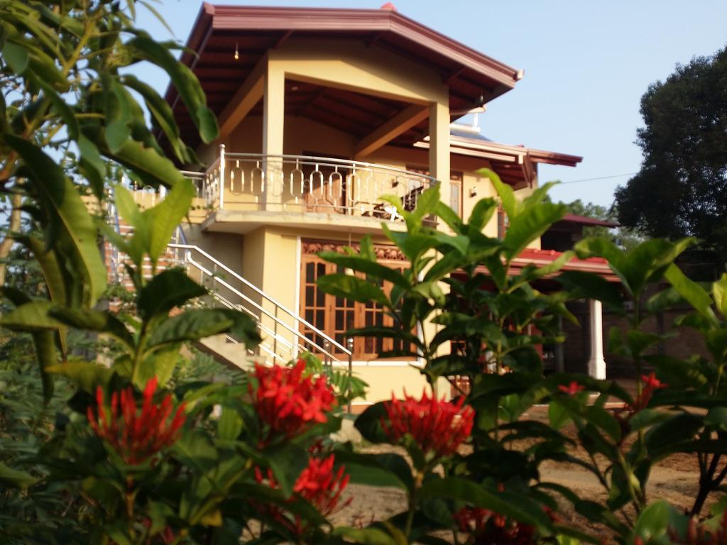 Sigiriya Peacock Homestay Екстериор снимка
