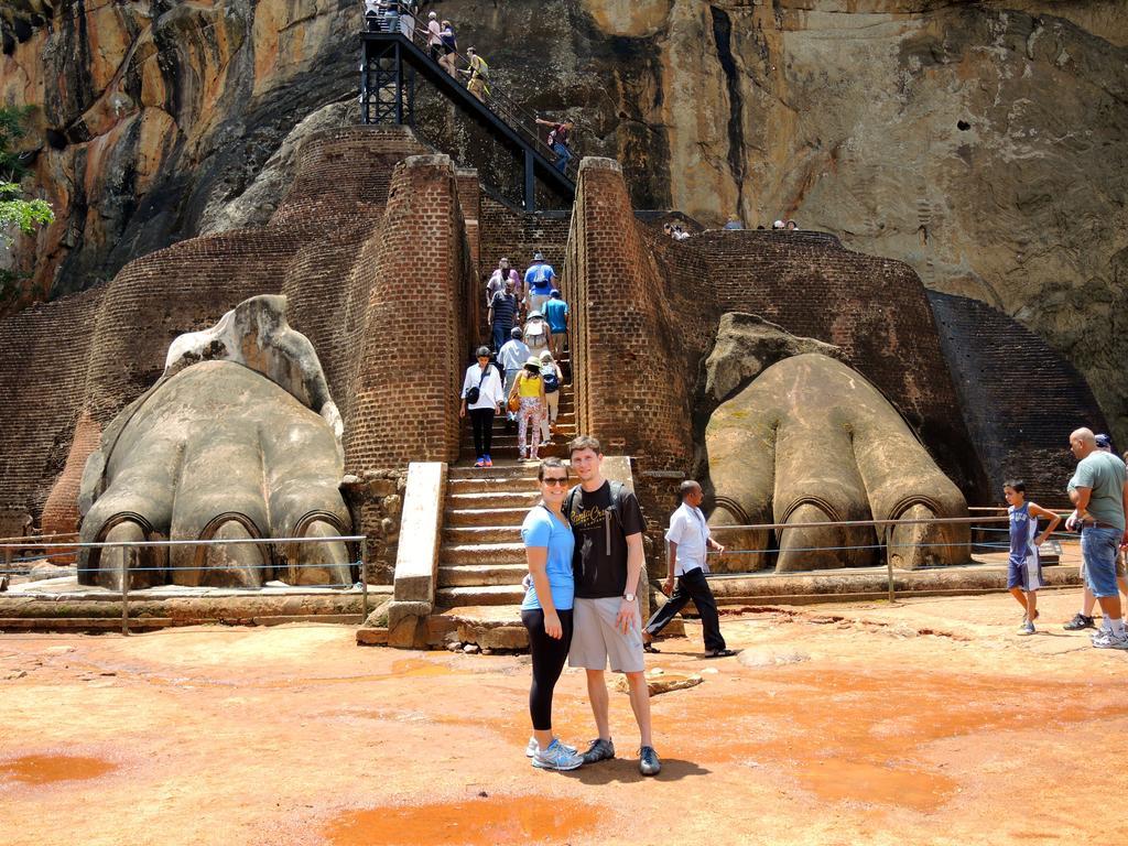 Sigiriya Peacock Homestay Екстериор снимка