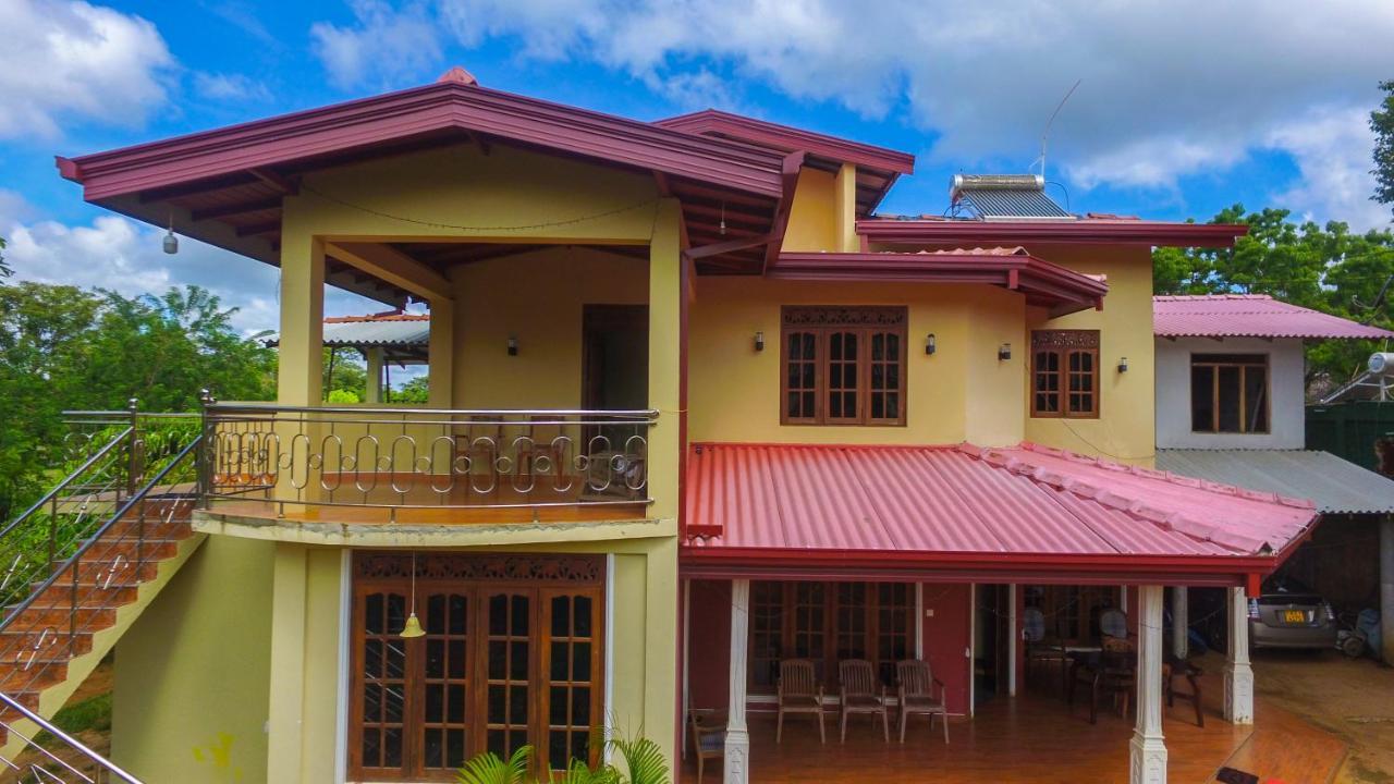 Sigiriya Peacock Homestay Екстериор снимка